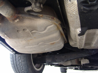 VW PASSAT combi 2.0 TDi, udržovaný. - 11