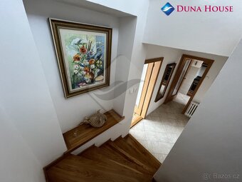 Prodej rodinného domu 280 m2, pozemek 365 m2 - 11