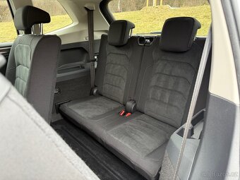 VW Tiguan Allspace R-line 4x4 140kW Tažné ČR - 11
