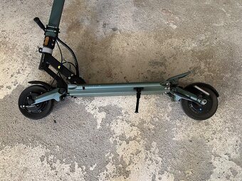 Elektrická koloběžka Vsett 8+ pěkný stav - 11