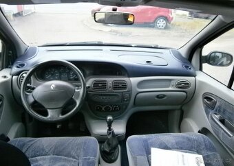 Renault Scénic 1.6i benzín manuál 79 kw - 11