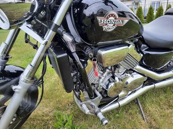 Honda MAGNA 750 VF - 11