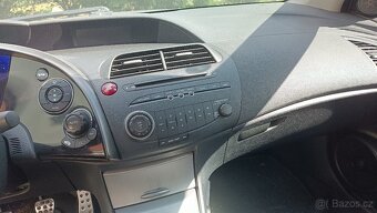 Honda Civic 8g 1.8 - 11
