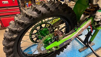 Kawasaki KX 125 af 2014(postavený v roce 2024) - 11