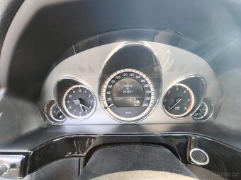 Mercedes E 350 CDI 4MATIC (W212) 170 kW - 11