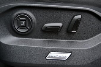 Volkswagen Touareg 3.0 TDI V6 170kW 4MOTION Tiptronic Navi - 11