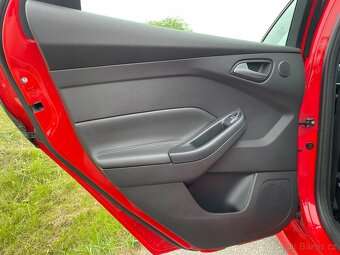 Ford Focus 2.0 ST 184kw - 11