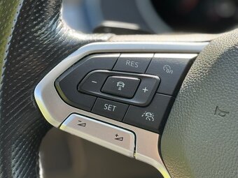 VW Passat GTE 1.4 TSI Plug-in hybrid 2020 DSG ACC Navi Kůže - 11