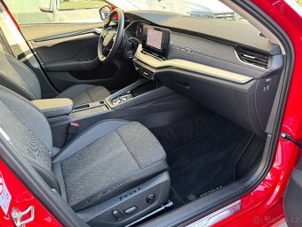 Škoda Octavia 4 iV Style 1.4 TSI 150kW DSG Navigace Virtual - 11
