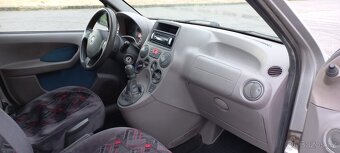 Fiat Panda 1.2i 44kW r.2007 1.majitel nové v ČR - 11