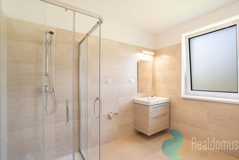 Prodej, rodinný dům, novostavba, 2 bytové jednotky, Horní St - 11
