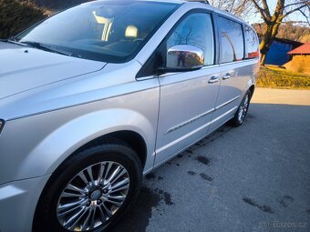 Chrysler Town and Country STOWN 3,6 Benzín 211 Kw - 11