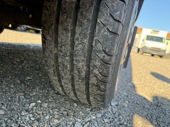 Iveco Daily 35S14 2.3HPT IZOTHERM - 11