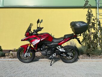 Benelli TRK 251 - 11