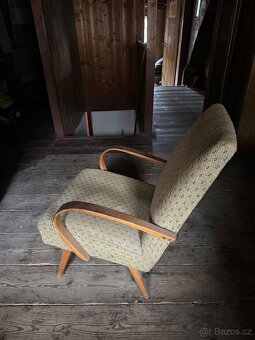 Starožitný nábytek - 11