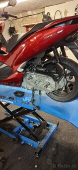 Honda PCX 124 ABS - 11