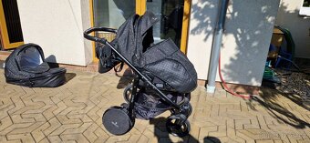 Kočárek Venici - 11