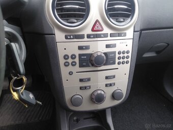 CORSA D 1.4 16V r.08, VELMI SOLIDNÍ, TOP CENA - 11
