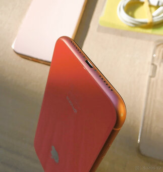 Prodám: Apple Iphone XR 64GB Coral Orange -- VÝBORNÝ STAV - 11
