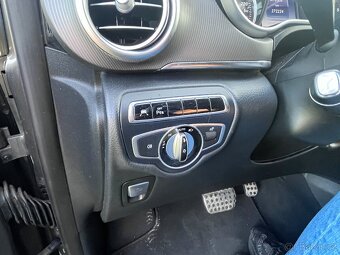 Mercedes-Benz V 250D,7 míst,AMG line,2017,272300km - 11