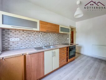 Pronájem bytu 3+1, 70 m2 - Holýšov, ev.č. yIGB034 - 11