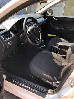 Škoda Rapid 1.6 TDI, 77 kw, servisní knížka, 2 sady alu kol - 11