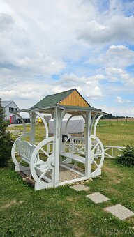 Pergola z posezenim - 11