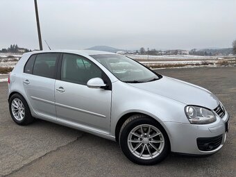 Volkswagen Golf 5 2.0TDI - 11