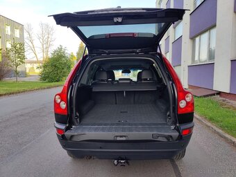 Volvo XC90 2,4 D AWD/servis/TOP/bezkoroze - 11