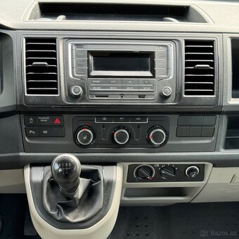 VW Transporter T6 2.0 TDI 75kw 9míst,senzory,klima,výhřev - 11