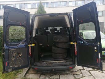 FORD TRANSIT CUSTOM  - L2, H2, 9 míst (sedadel), STK 06/27 - 11