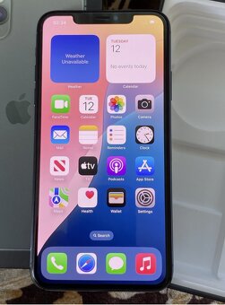 iPhone 11 Pro Max 64GB Midnight Green - 11