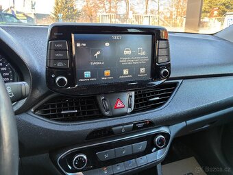 Hyundai i30 WG 1.0T-GDi 88kW COMFORT ČR SERVISKA - 11