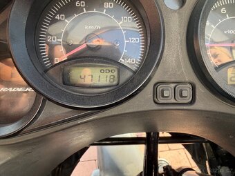 Honda Varadero 125 - 11