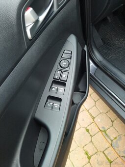 Prodám Hyundai Tucson 1,6 CRDi - 11