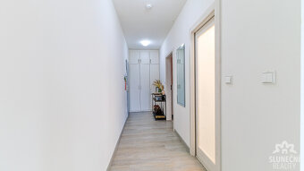 Pronájem bytu 2+kk, 46 m², Uherské Hradiště - Moravní náměst - 11