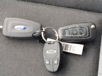 FORD TRANSIT CUSTOM - 11