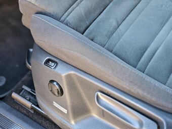 PRODÁNO -VW Touran 2.0TDI 110kW DSG LED ALCANTARA TAŽNÉ PANO - 11