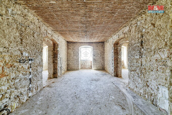 Prodej historického objektu, 595 m², Manětín - 11