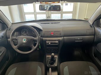 Škoda Octavia I  1,6i Tour - 11