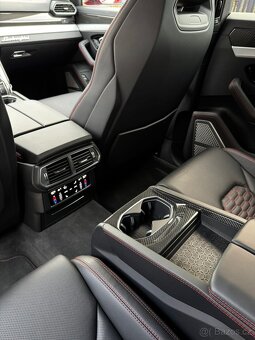 Prodám  Lamborghini Urus - 11