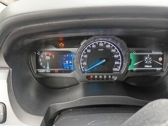 Ford ranger 3,2 TDCI limited - 11