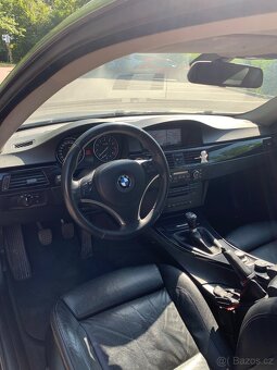 BMW 325i E92 Coupe 160kw Manuální řazení - 11
