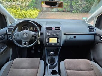 Touran 2.0TDI 103kW,Highline,7.míst,2014,1.maj.tažné,servisk - 11
