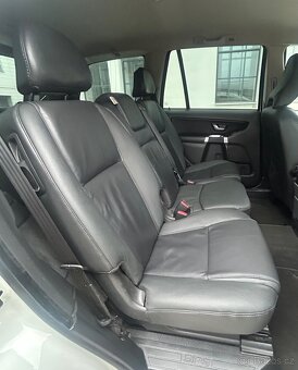 VOLVO XC90 2.4D5 147KW 4x4 -7MÍST-AUT-KŮŽE-TAŽNÉ-DPH-156Tkm - 11