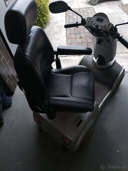 Prodám elektrický čtyřkolový skútr / vozík - 11