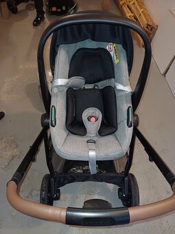 Kočárek Dvojkombinace Maxi Cosi + základna s isofixem - 11