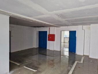 Sklad/malovýroba/prodejní prostor v Říční ulici v Lounech - 11