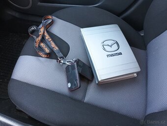 Mazda 3 2.0dti 105 kw 6 rychlosti max výbava - 11