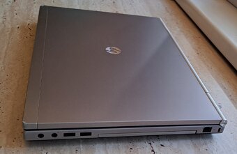 HP EliteBook 8570p/ Core i7 / 8 GB / SSD 240GB/ WIN 11 PRO - 11